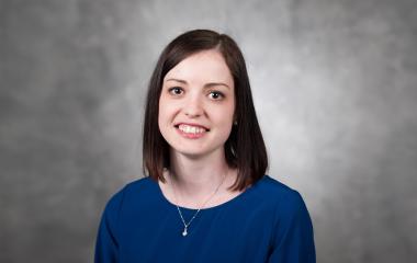 headshot of lauren evans